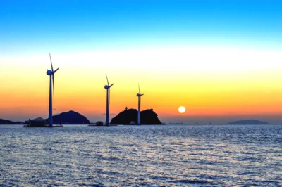 Comment l'énergie thermique des mers garantit une électricité stable et écologique aux Canaries